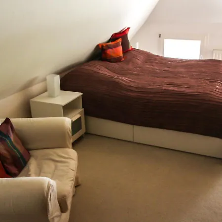 Holiday home Reetdachhaus-poppenbuell