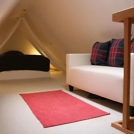 Holiday home Reetdachhaus-poppenbuell