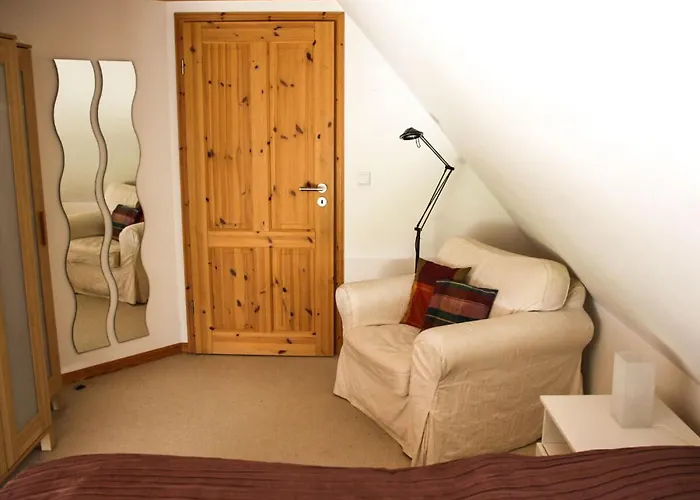 Vakantiehuis Reetdachhaus-poppenbuell Poppenbull